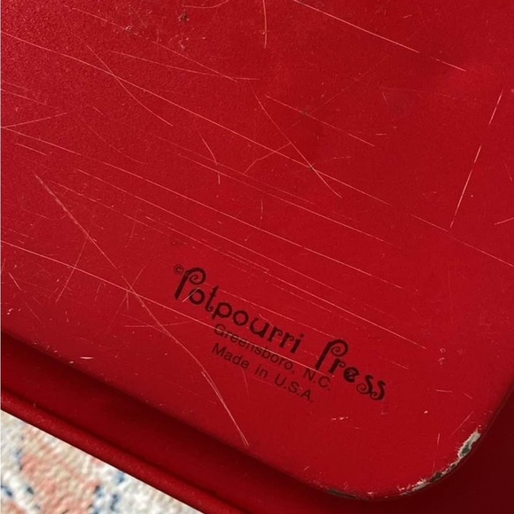 Polpourri Press Vintage Metal Christmas Tray - Picture 4 of 7